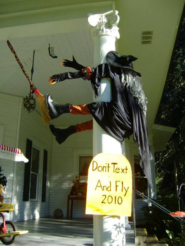 Name:  witchtextandfly.jpg
Views: 2596
Size:  63.6 KB