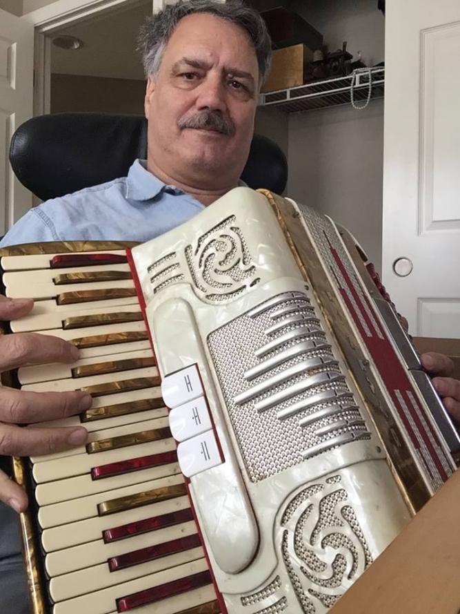 Name:  accordion.jpg
Views: 901
Size:  93.8 KB