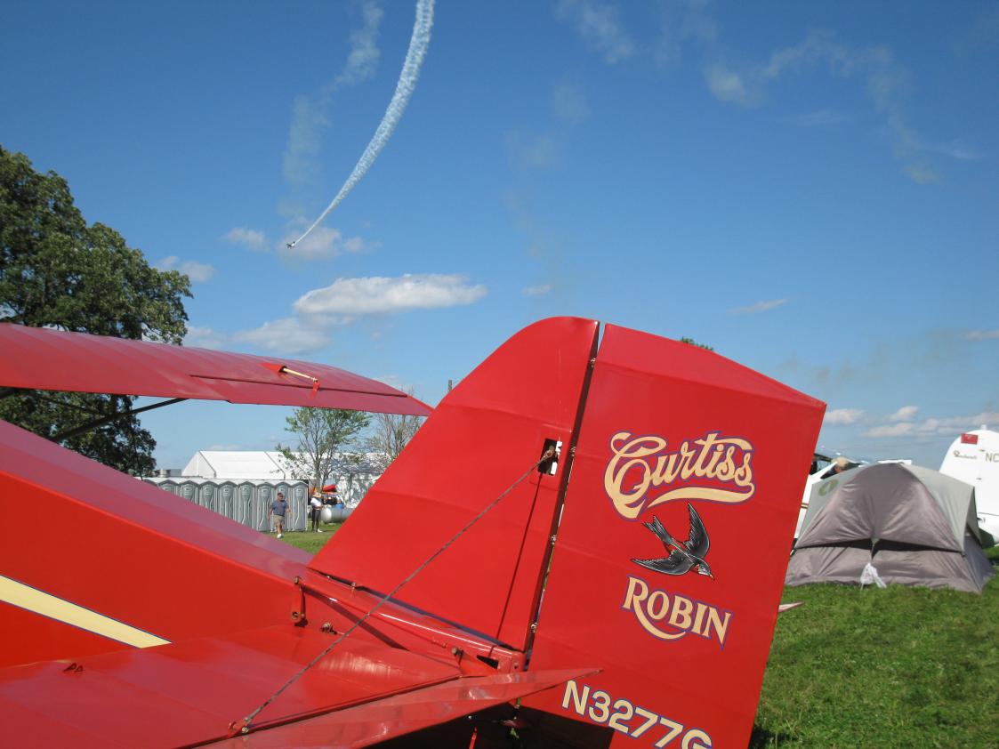 Name:  Oshkosh 2010 107.jpg
Views: 373
Size:  86.5 KB