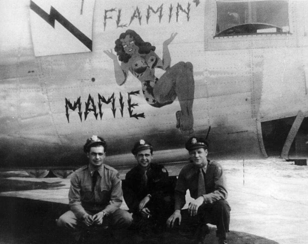 Name:  FLAMIN MAMIE with crew members CAF AIRPOWER MUSEUM.jpg
Views: 1281
Size:  87.2 KB